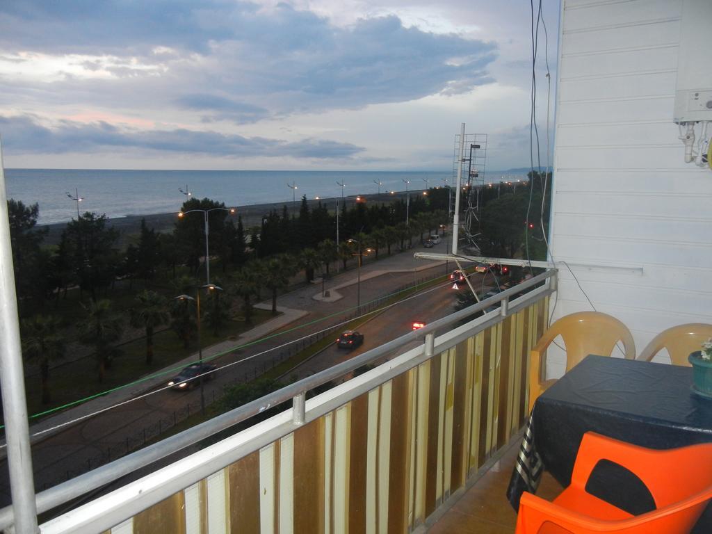 Apartment Irma Rustaveli 57 Batoumi Chambre photo