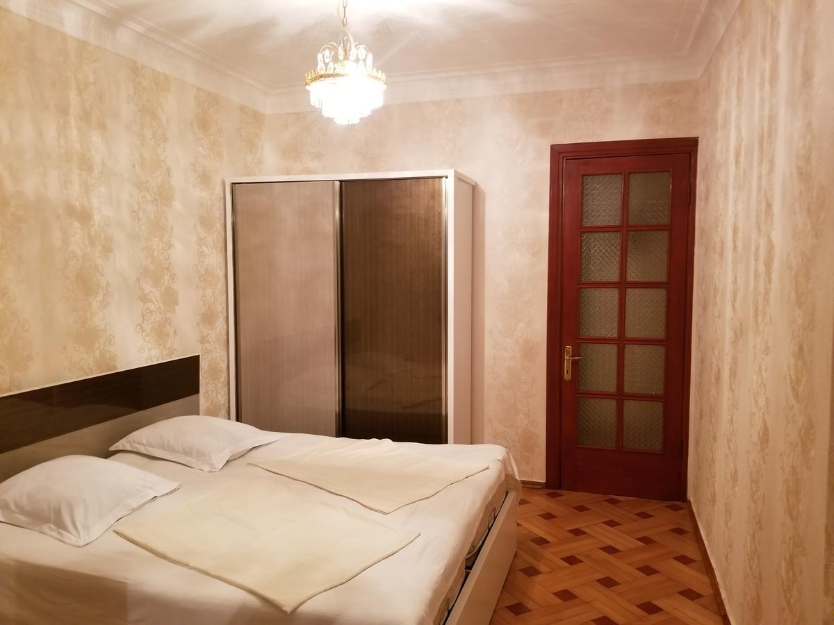 Apartment Irma Rustaveli 57 Batoumi Extérieur photo