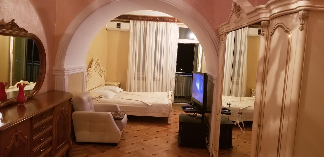 Apartment Irma Rustaveli 57 Batoumi Extérieur photo